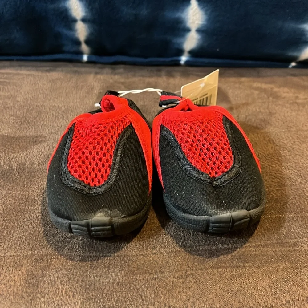 Koala Kids Water Beach Pool Shoes Sneakers new red Baby Infant Boys Girls Size 2